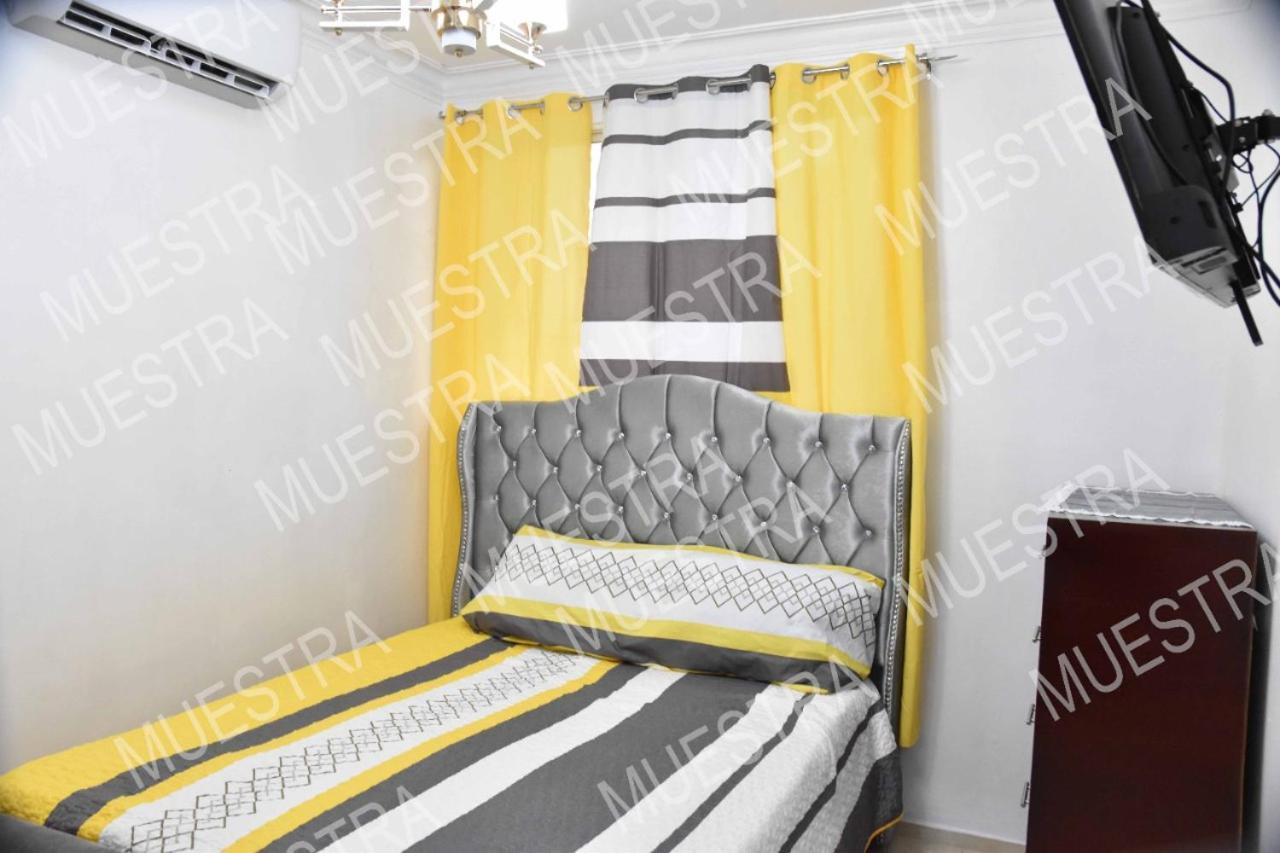 Apartamento En La Carreras Proximo Al Monumento Santiago De Los Caballeros Ngoại thất bức ảnh