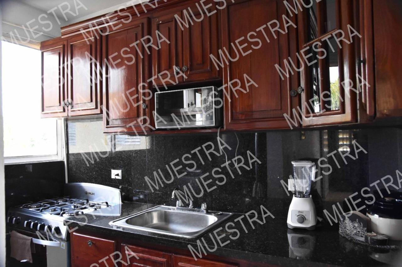 Apartamento En La Carreras Proximo Al Monumento Santiago De Los Caballeros Ngoại thất bức ảnh